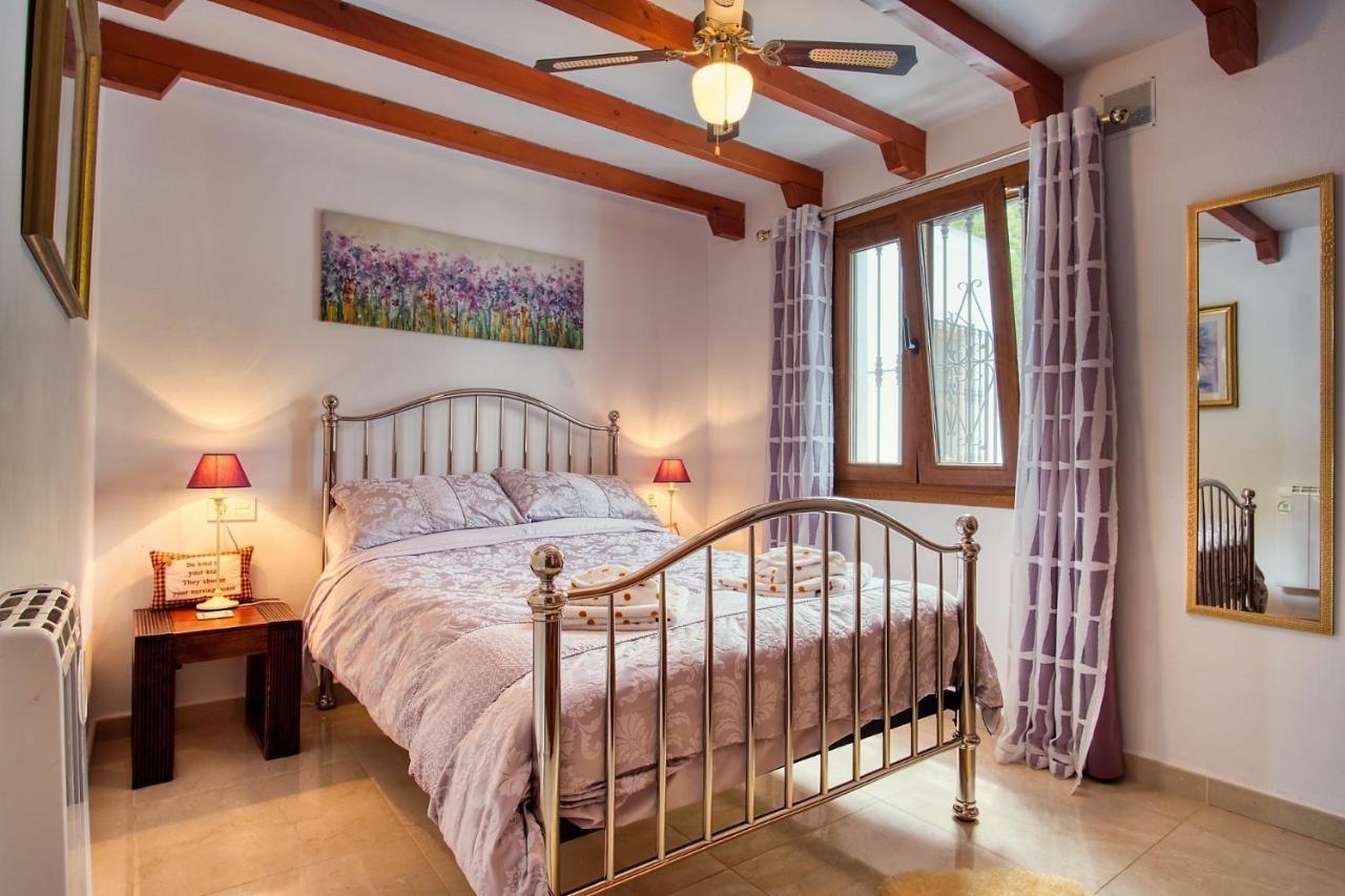 Casa Las Torres B&B Iznate Екстериор снимка