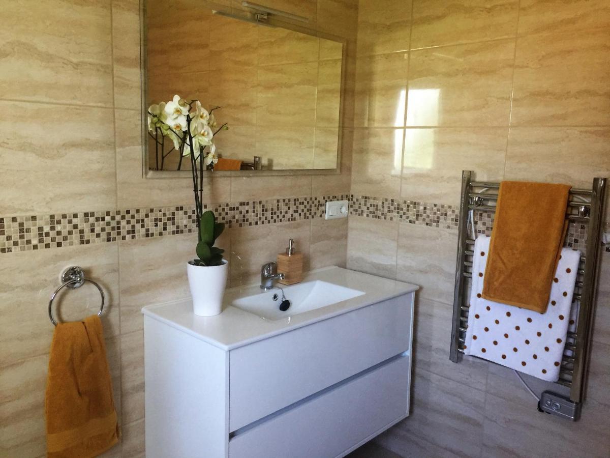 Casa Las Torres B&B Iznate Екстериор снимка
