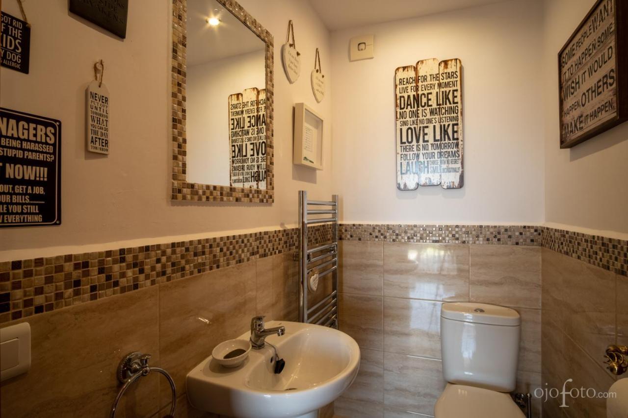 Casa Las Torres B&B Iznate Екстериор снимка