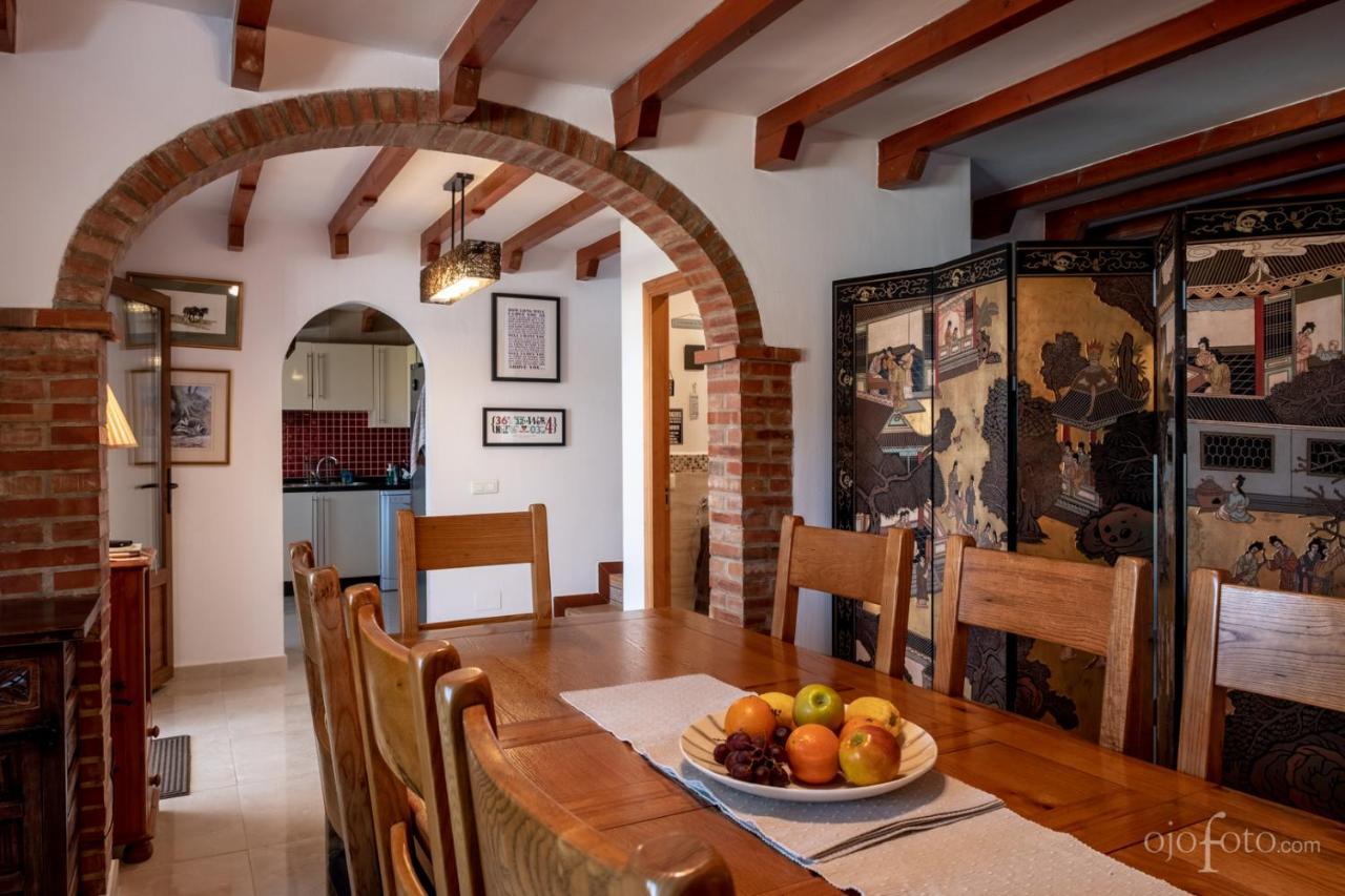 Casa Las Torres B&B Iznate Екстериор снимка
