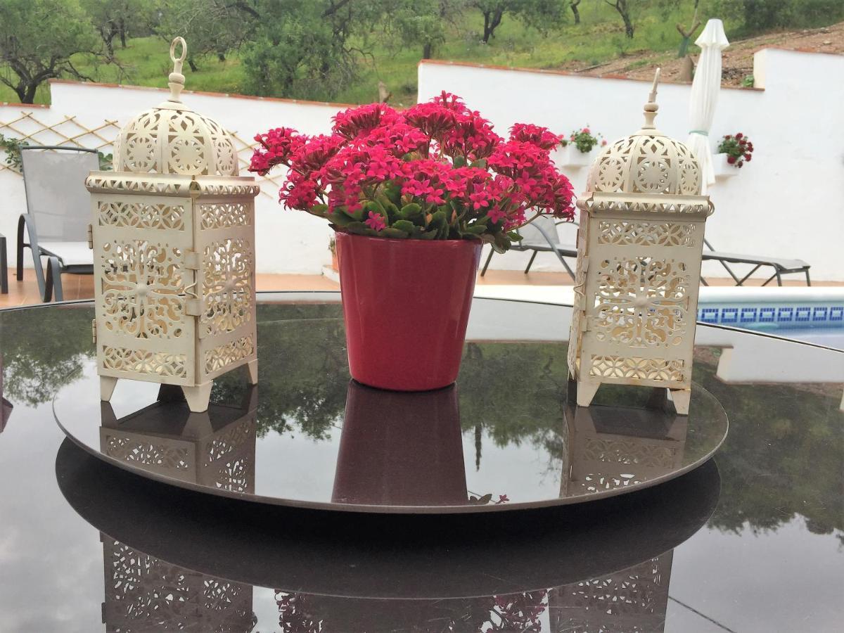 Casa Las Torres B&B Iznate Екстериор снимка